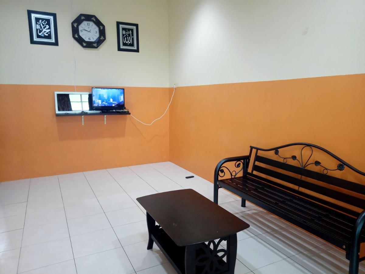 Homestay Bukit Kayu Hitam With 3 Bedrooms Not Sharing Free Wifi エクステリア 写真